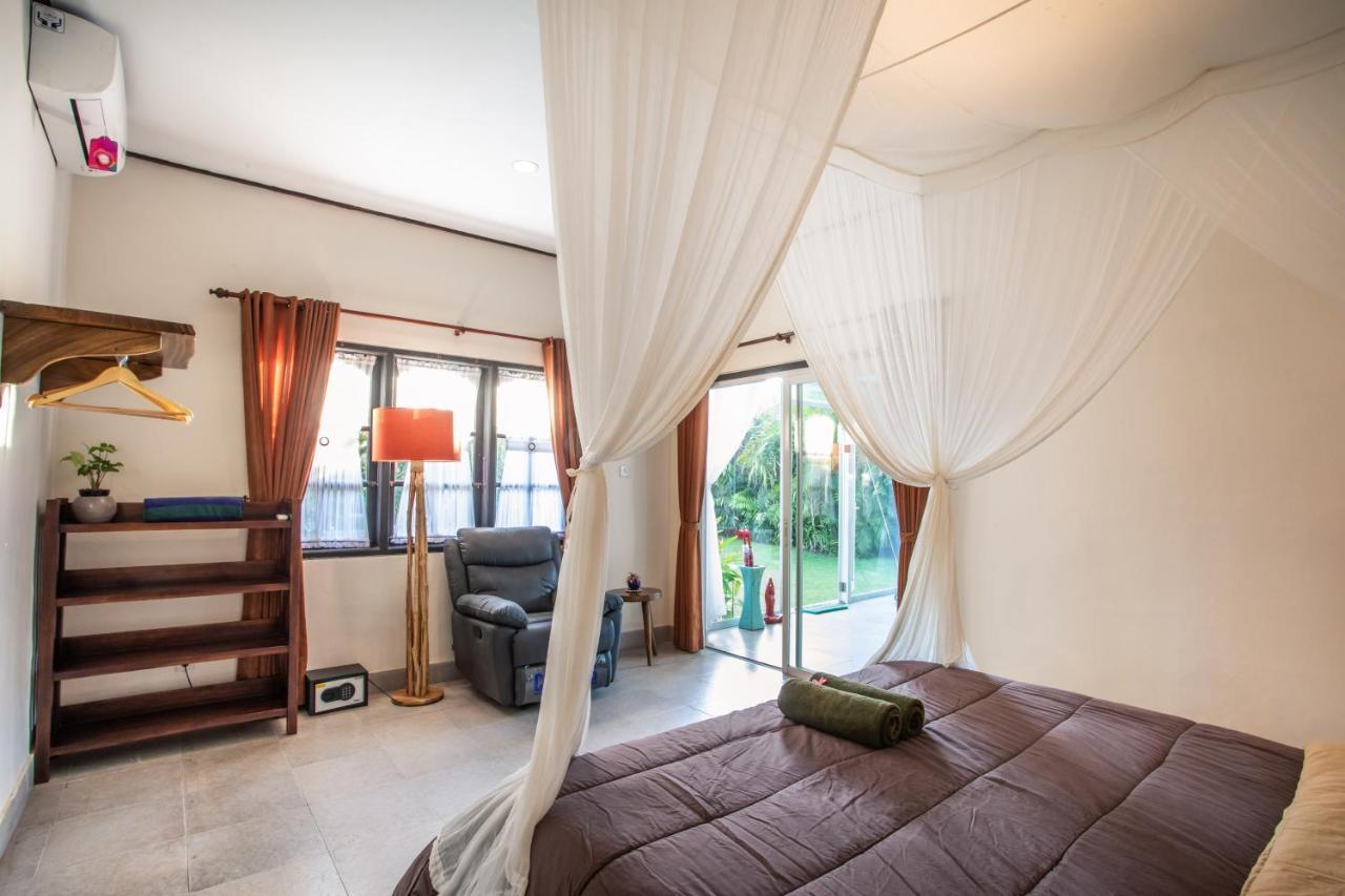Villa Janitra Seminyak Zewnętrze zdjęcie
