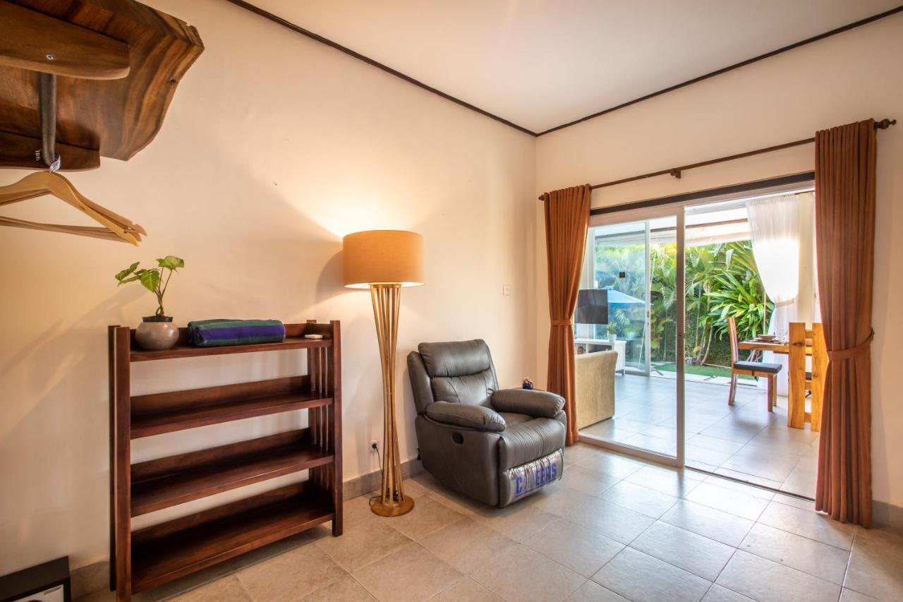 Villa Janitra Seminyak Zewnętrze zdjęcie